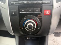 USED 2012 12 KIA VENGA 1.6 2 MPV 5dr Petrol Auto Euro 5 (123 bhp) *** ONLY 41K MILES *** F.S.H. ***