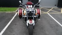 USED 2017 17 TRIUMPH ROCKET III 2294 Roadster Custom Cruiser Petrol Manual (148 ps)SERVICE HISTORY,HPI CLEAR. LONG MOT,LEATHER,2 KEYS.