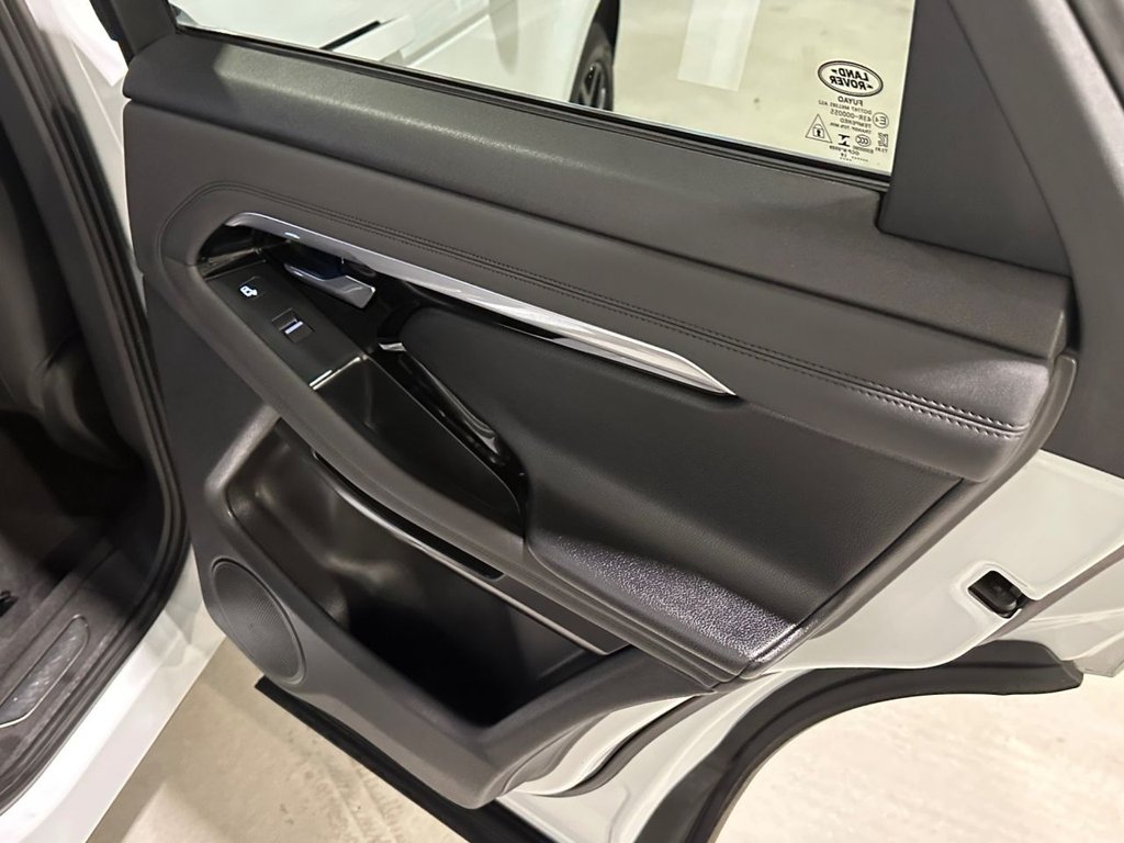 USED 2019 69 LAND ROVER RANGE ROVER EVOQUE 2.0 D180 R-Dynamic SE SUV 5dr Diesel Auto 4WD Euro 6 (s/s) (180 ps) 