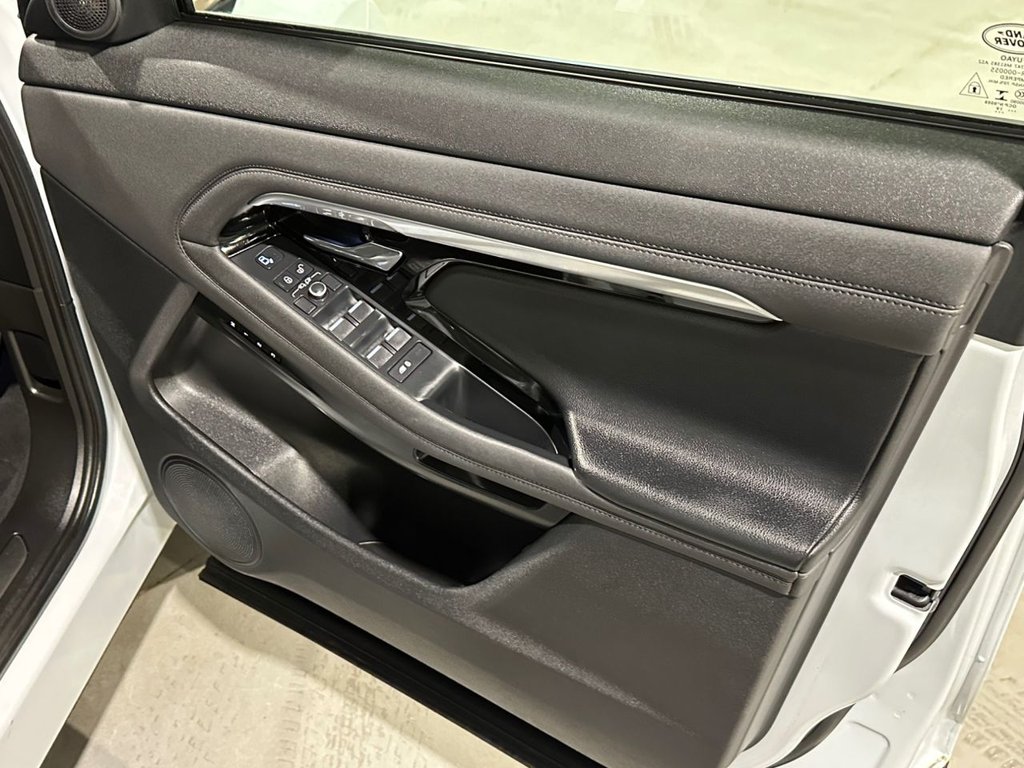USED 2019 69 LAND ROVER RANGE ROVER EVOQUE 2.0 D180 R-Dynamic SE SUV 5dr Diesel Auto 4WD Euro 6 (s/s) (180 ps) 