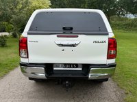 USED 2022 22 TOYOTA HI-LUX 2.4 D-4D Icon Pickup Double Cab 4dr Diesel Auto 4WD Euro 6 (s/s) (150 ps) AUTOMATIC HILUX ICON D/CAB EURO6 ONE OWNER