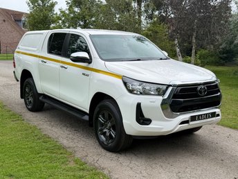 2022 TOYOTA HI-LUX