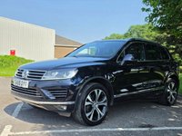 USED 2015 65 VOLKSWAGEN TOUAREG 3.0 TDI V6 BlueMotion Tech R-Line SUV 5dr Diesel Tiptronic 4WD Euro 6 (s/s) (262 ps) Panoramic Roof - Parking Heater - Great Spec!