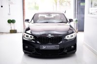 USED 2015 15 BMW 2 SERIES 2.0 220d M Sport Auto Euro 6 (s/s) 2dr PRIVACY | LEATHER | BLACK PACK