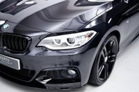 USED 2015 15 BMW 2 SERIES 2.0 220d M Sport Auto Euro 6 (s/s) 2dr PRIVACY | LEATHER | BLACK PACK