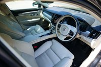 USED 2020 69 VOLVO V90 2.0 T4 Momentum Plus Estate 5dr Petrol Auto Euro 6 (s/s) (190 ps) SAVILE GREY METALLIC PAINTWORK + REVERSE CAMERA + BLONDE LTHR + ACC