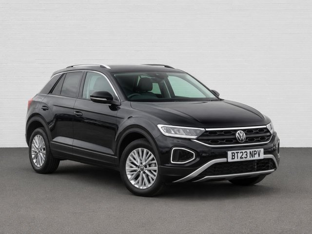 View our Volkswagen T-Roc 1.5 TSI Life SUV 5dr Petrol DSG Euro 6 (s/s) (150 ps)