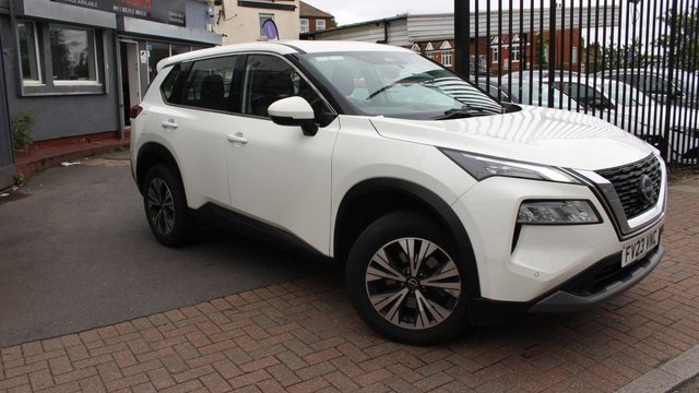 View our NISSAN X-TRAIL