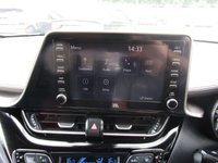 USED 2020 70 TOYOTA C-HR 1.8 VVT-h Excel SUV 5dr Petrol Hybrid CVT Euro 6 (s/s) (122 ps) 