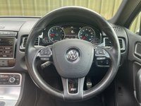 USED 2015 65 VOLKSWAGEN TOUAREG 3.0 TDI V6 BlueMotion Tech R-Line SUV 5dr Diesel Tiptronic 4WD Euro 6 (s/s) (262 ps) 