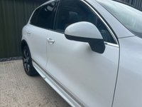 USED 2015 65 VOLKSWAGEN TOUAREG 3.0 TDI V6 BlueMotion Tech R-Line SUV 5dr Diesel Tiptronic 4WD Euro 6 (s/s) (262 ps) 