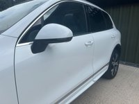 USED 2015 65 VOLKSWAGEN TOUAREG 3.0 TDI V6 BlueMotion Tech R-Line SUV 5dr Diesel Tiptronic 4WD Euro 6 (s/s) (262 ps) 