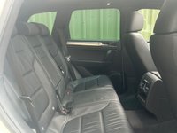 USED 2015 65 VOLKSWAGEN TOUAREG 3.0 TDI V6 BlueMotion Tech R-Line SUV 5dr Diesel Tiptronic 4WD Euro 6 (s/s) (262 ps) 