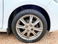 USED 2013 13 TOYOTA YARIS 1.33 Dual VVT-i SR Hatchback 5dr Petrol Manual Euro 5 (101 ps) Low Mileage 5 door Petrol Yaris SR