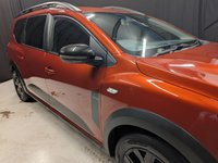 USED 2023 72 DACIA JOGGER 1.0 TCe Extreme SE MPV 5dr Petrol Manual Euro 6 (s/s) (110 ps) Detachable Towbar, Full Service History, 7 Seats.