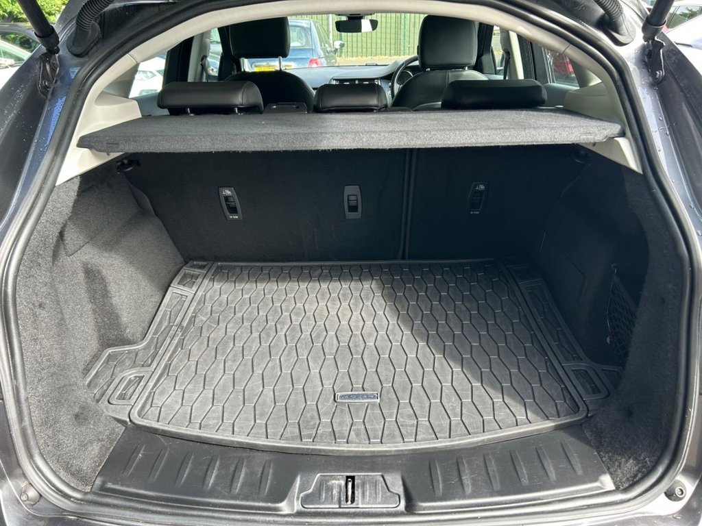 2020 Jaguar E-PACE — image 19
