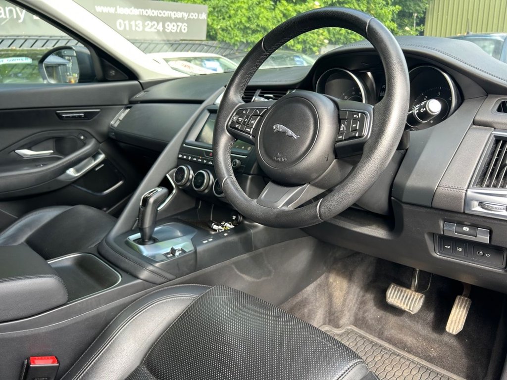 2020 Jaguar E-PACE — image 31