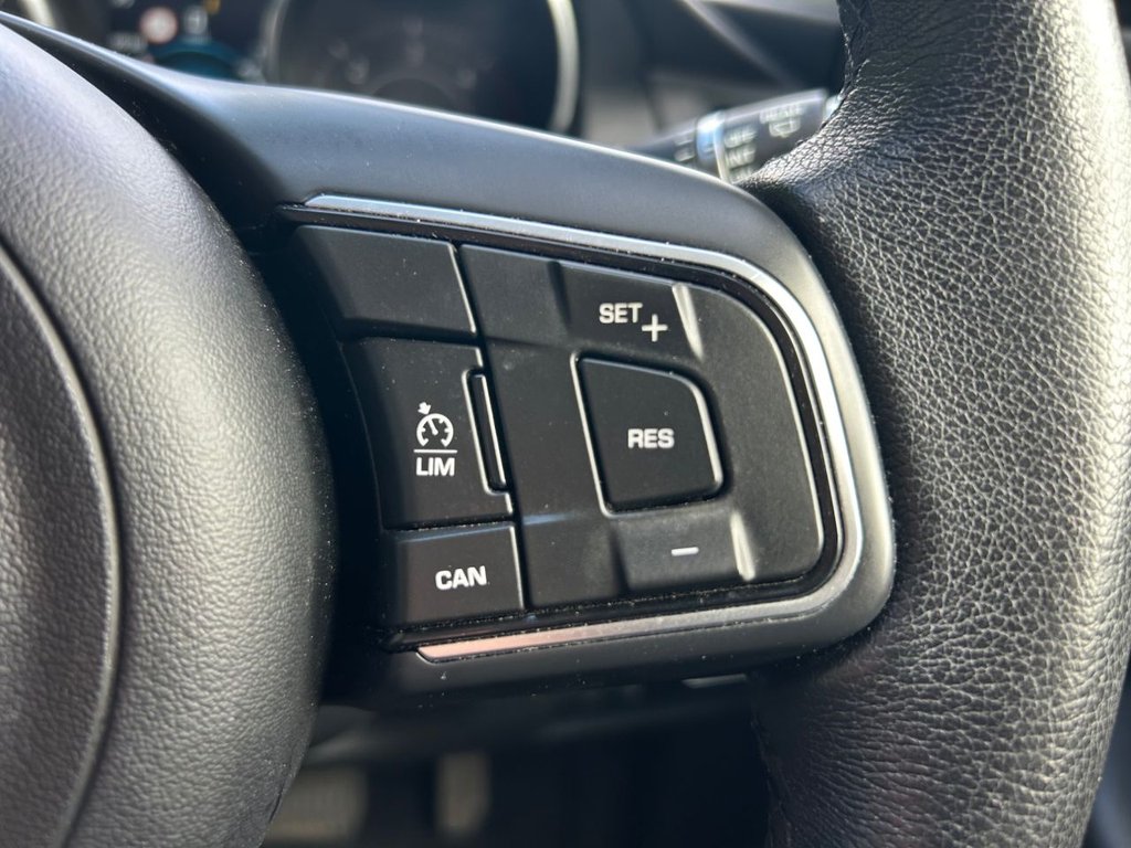 2020 Jaguar E-PACE — image 41