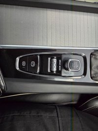 USED 2017 17 VOLVO XC60 2.0 D5 PowerPulse R-Design Pro SUV 5dr Diesel Auto AWD Euro 6 (s/s) (235 ps) 