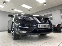 USED 2020 69 NISSAN QASHQAI 1.3 DIG-T Tekna SUV 5dr Petrol DCT Auto Euro 6 (s/s) (160 ps) PEARL BLACK / GRAPHITE PART LEATHER TRIM / PANORAMIC ROOF / DUAL ZONE CLIMATE / HEATED FRONT SEATS / ELECTRIC WINDOWS / POWERFOLD MIRRORS / INTELLIGENT CRUISE / SPEED LIMITER / 360 CAMERAS / FRONT-REAR SENSORS / SATNAV / DAB / CD / BLUETOOTH / BOSE / USB / PRIVACY GLASS / CARPET MATS / BOOT LINER / 19"ALLOY WHEELS / SERVICE HISTORY