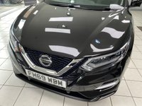 USED 2020 69 NISSAN QASHQAI 1.3 DIG-T Tekna SUV 5dr Petrol DCT Auto Euro 6 (s/s) (160 ps) PEARL BLACK / GRAPHITE PART LEATHER TRIM / PANORAMIC ROOF / DUAL ZONE CLIMATE / HEATED FRONT SEATS / ELECTRIC WINDOWS / POWERFOLD MIRRORS / INTELLIGENT CRUISE / SPEED LIMITER / 360 CAMERAS / FRONT-REAR SENSORS / SATNAV / DAB / CD / BLUETOOTH / BOSE / USB / PRIVACY GLASS / CARPET MATS / BOOT LINER / 19"ALLOY WHEELS / SERVICE HISTORY