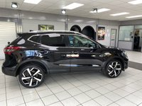 USED 2020 69 NISSAN QASHQAI 1.3 DIG-T Tekna SUV 5dr Petrol DCT Auto Euro 6 (s/s) (160 ps) PEARL BLACK / GRAPHITE PART LEATHER TRIM / PANORAMIC ROOF / DUAL ZONE CLIMATE / HEATED FRONT SEATS / ELECTRIC WINDOWS / POWERFOLD MIRRORS / INTELLIGENT CRUISE / SPEED LIMITER / 360 CAMERAS / FRONT-REAR SENSORS / SATNAV / DAB / CD / BLUETOOTH / BOSE / USB / PRIVACY GLASS / CARPET MATS / BOOT LINER / 19"ALLOY WHEELS / SERVICE HISTORY