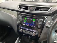 USED 2020 69 NISSAN QASHQAI 1.3 DIG-T Tekna SUV 5dr Petrol DCT Auto Euro 6 (s/s) (160 ps) PEARL BLACK / GRAPHITE PART LEATHER TRIM / PANORAMIC ROOF / DUAL ZONE CLIMATE / HEATED FRONT SEATS / ELECTRIC WINDOWS / POWERFOLD MIRRORS / INTELLIGENT CRUISE / SPEED LIMITER / 360 CAMERAS / FRONT-REAR SENSORS / SATNAV / DAB / CD / BLUETOOTH / BOSE / USB / PRIVACY GLASS / CARPET MATS / BOOT LINER / 19"ALLOY WHEELS / SERVICE HISTORY