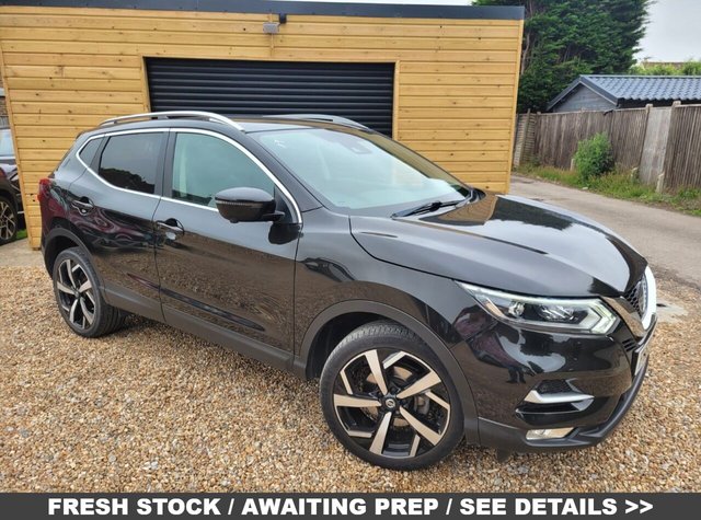 View our NISSAN QASHQAI