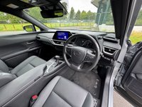 USED 2023 73 LEXUS UX 2.0 250h F Sport Design SUV 5dr Petrol Hybrid E-CVT Euro 6 (s/s) (184 ps) 