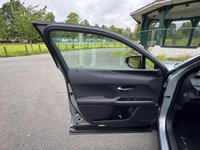 USED 2023 73 LEXUS UX 2.0 250h F Sport Design SUV 5dr Petrol Hybrid E-CVT Euro 6 (s/s) (184 ps) 