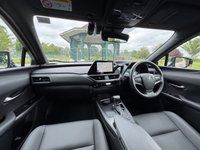 USED 2023 73 LEXUS UX 2.0 250h F Sport Design SUV 5dr Petrol Hybrid E-CVT Euro 6 (s/s) (184 ps) 