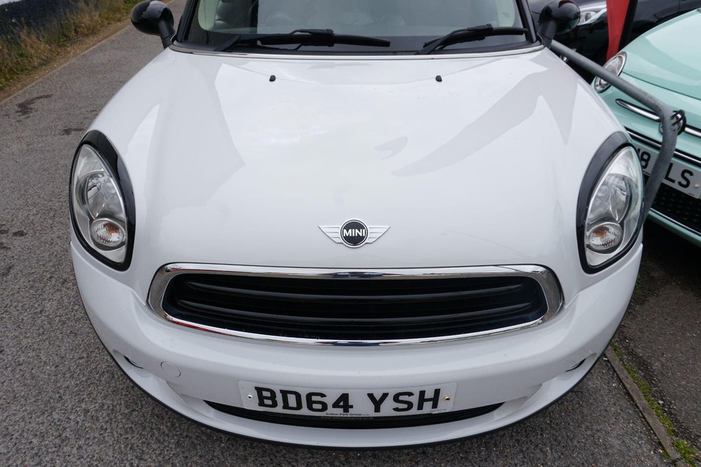 USED 2014 64 MINI PACEMAN 1.6 Cooper D Euro 5 (s/s) 3dr Â£35 car tax