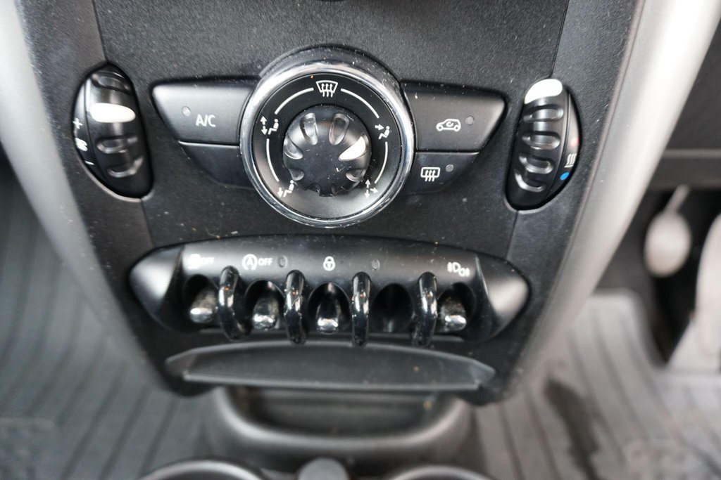 USED 2014 64 MINI PACEMAN 1.6 Cooper D Euro 5 (s/s) 3dr Â£35 car tax