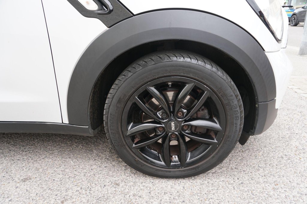 USED 2014 64 MINI PACEMAN 1.6 Cooper D Euro 5 (s/s) 3dr Â£35 car tax