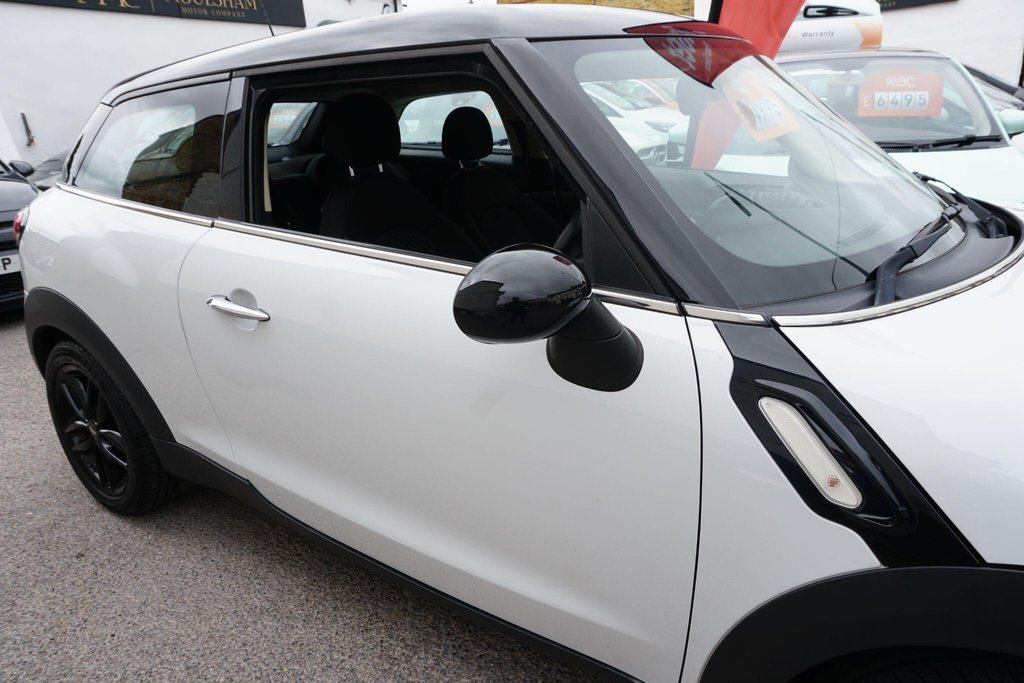 USED 2014 64 MINI PACEMAN 1.6 Cooper D Euro 5 (s/s) 3dr Â£35 car tax
