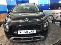 USED 2020 69 CITROEN C3 AIRCROSS 1.2 PureTech Flair SUV 5dr Petrol Manual 6 Spd Euro 6 (s/s) (110 ps) A truly stunning example of this very highly sought after family 5 door Ulez compliant petrol hatchback finished in Perla Nera Black complimented with 17" Diamond cut alloys .This vehicle comes with full service history and recent new clutch and comes equipped with rear parking sensors with reverse camera ,Dab stereo with usb inputs ,cruise control and speed limiter ,digital climate control .touch screen satellite navigation ,voice control system ,onboard computer, power folding mirrors plus all