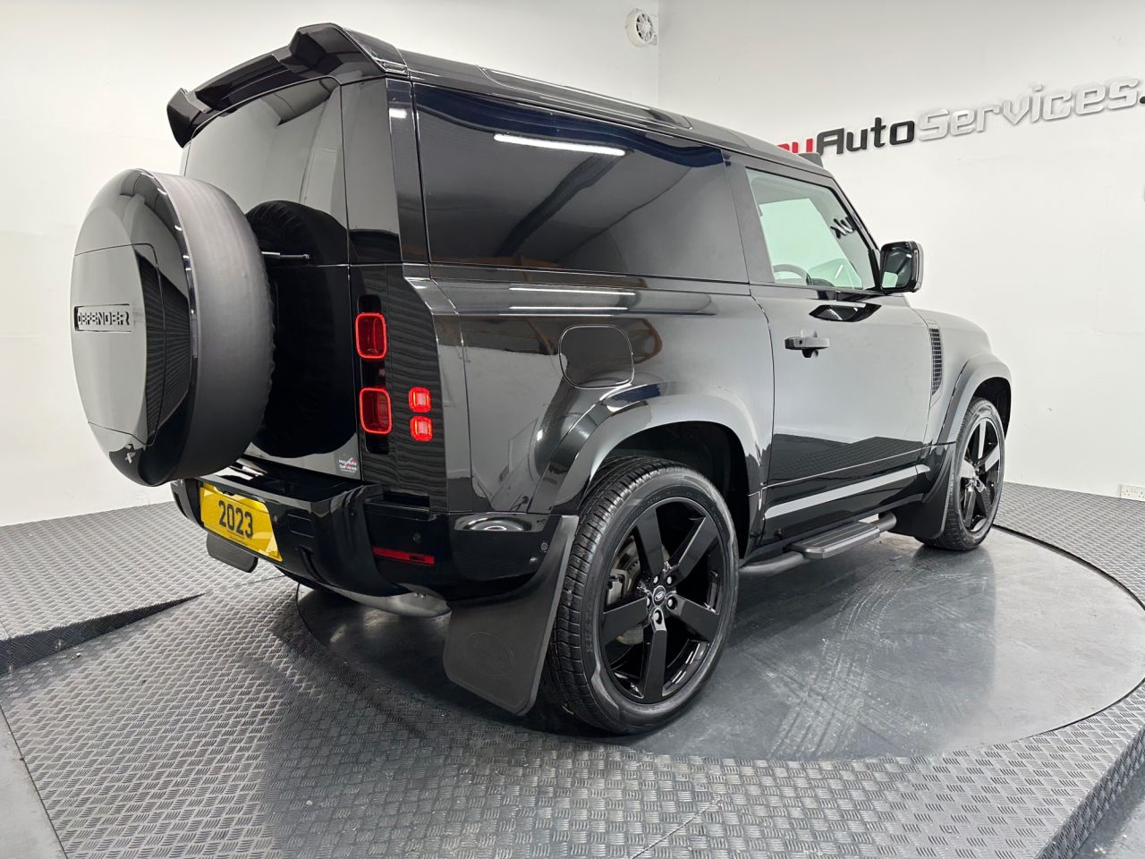 2023 LAND ROVER DEFENDER 3.0 D250 MHEV Hard Top SUV 3dr Diesel Auto 4WD SWB Euro 6 (s/s) (250 ps) - vehicle photo 7 for sale on PureCar