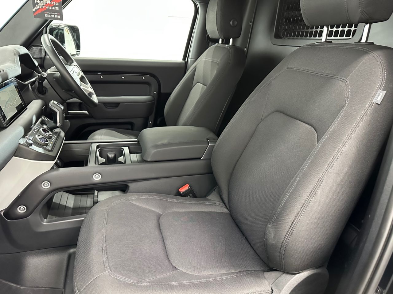 2023 LAND ROVER DEFENDER 3.0 D250 MHEV Hard Top SUV 3dr Diesel Auto 4WD SWB Euro 6 (s/s) (250 ps) - vehicle photo 22 for sale on PureCar