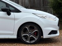 USED 2015 65 FORD FIESTA 1.6 Fiesta ST-2 T 3dr Parking Camera Heated Seats