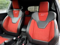 USED 2015 65 FORD FIESTA 1.6 Fiesta ST-2 T 3dr Parking Camera Heated Seats