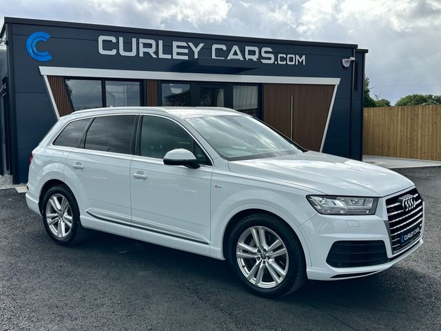 View our AUDI Q7