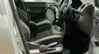 USED 2011 61 VOLKSWAGEN CADDY MAXI LIFE 1.6 TDI CR MPV 5dr Diesel DSG Euro 5 (102 ps) WAV WHEELCHAIR ACCESS *NO VAT*