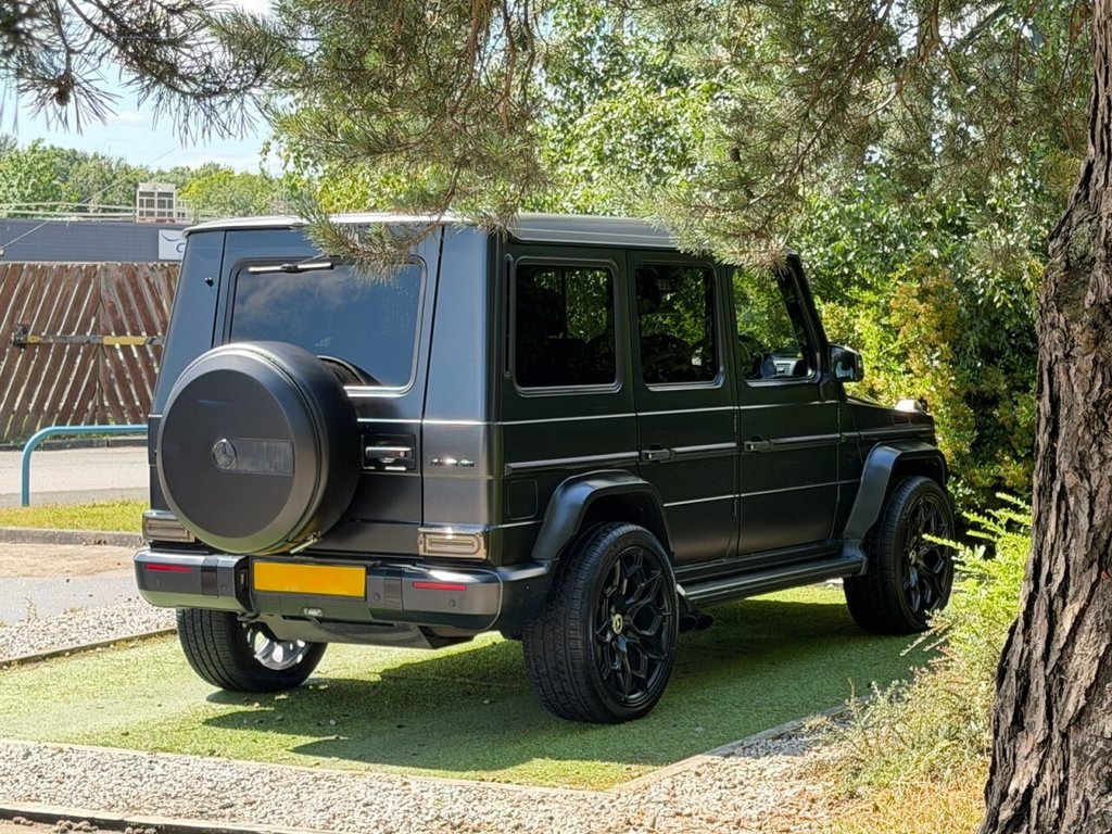 USED 2014 14 MERCEDES-BENZ G63 AMG 5.5 G63 V8 BiTurbo AMG SUV 5dr Petrol G-Tronic+ 4WD Euro 5 (s/s) (544 ps) 2019 FACELIFT UPGRADED INTERIOR FROZEN BLACK PAINTWORK 22 INCH ALLOY WHEELS UPGRADED TOUCHSCRREN INFOTAINMENT FSH