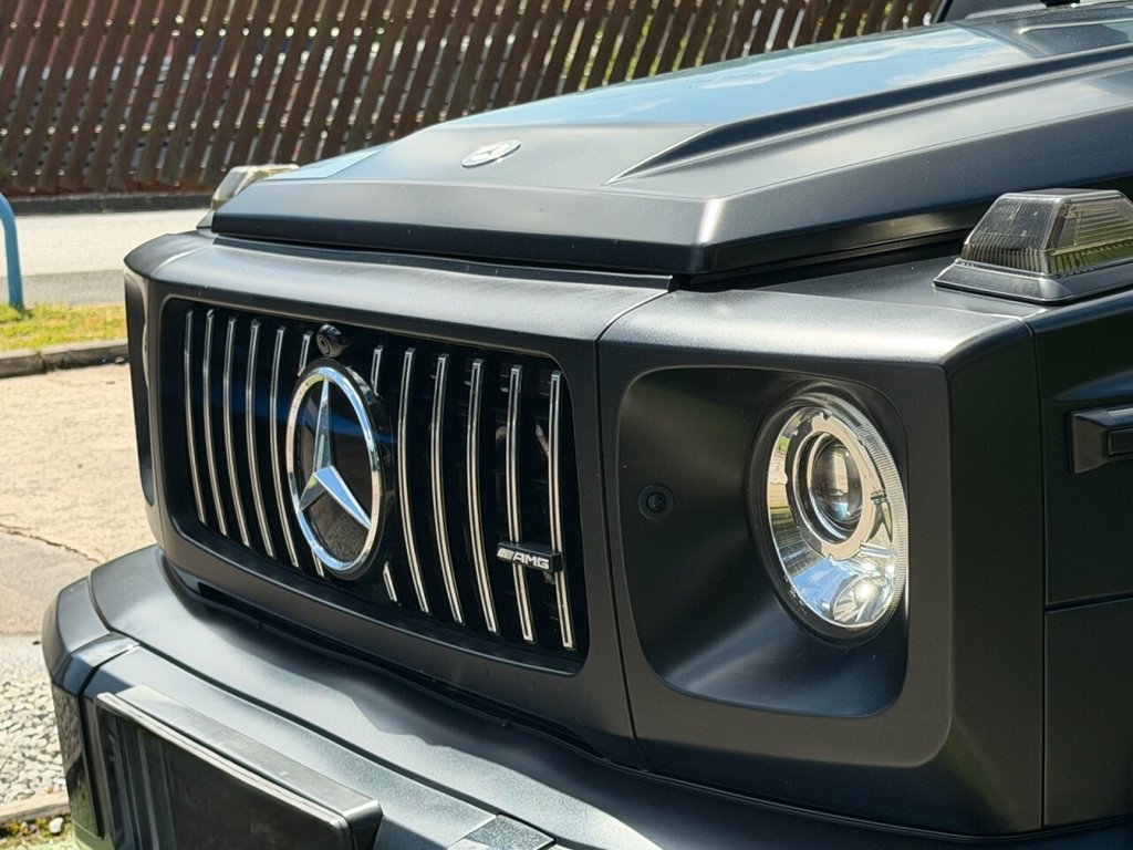 USED 2014 14 MERCEDES-BENZ G63 AMG 5.5 G63 V8 BiTurbo AMG SUV 5dr Petrol G-Tronic+ 4WD Euro 5 (s/s) (544 ps) 2019 FACELIFT UPGRADED INTERIOR FROZEN BLACK PAINTWORK 22 INCH ALLOY WHEELS UPGRADED TOUCHSCRREN INFOTAINMENT FSH