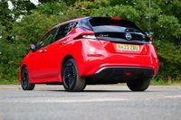 USED 2023 23 NISSAN LEAF 59kWh e+ N-Connecta Hatchback 5dr Electric Auto (217 ps) FLAME RED PAINTWORK + HEAT PACK + TECH PACK + APPLE CARPLAY