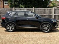 USED 2022 71 MG HS 1.5 MG HS Exclusive Semi-Auto 5dr Sat Nav Heated Seats Pan Roof