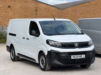 2025 VAUXHALL VIVARO