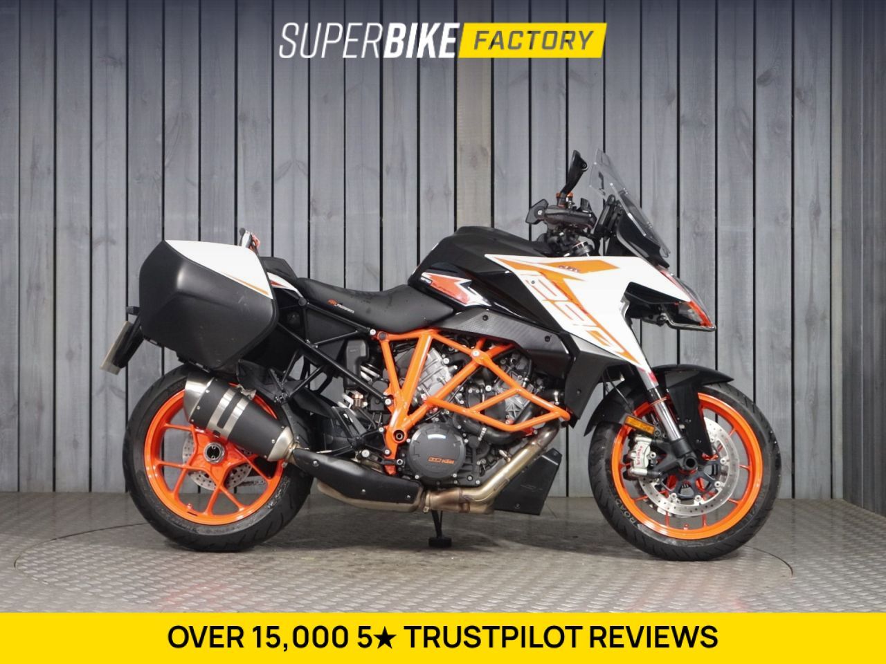 KTM 1290 Super Duke GT