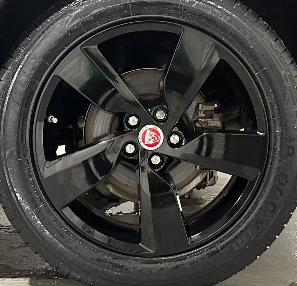 USED 2019 69 JAGUAR E-PACE 2.0 D180 R-Dynamic SE SUV 5dr Diesel Auto AWD Euro 6 (s/s) (180 ps) 