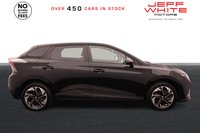 USED 2023 23 MG MG4 64kWh SE Long Range 5dr Auto (APPLE CAR PLAY, PRIVACY GLASS) 